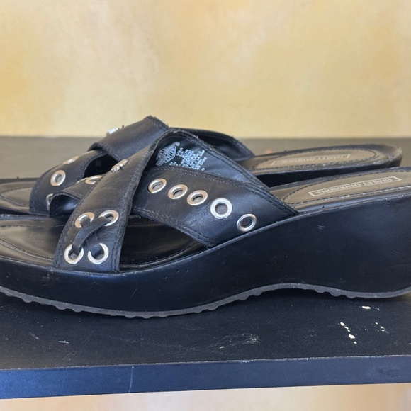 Harley Davidson Sandals Size 7 Black Strappy Wedge Heels Biker Goth Leather - Picture 6 of 12